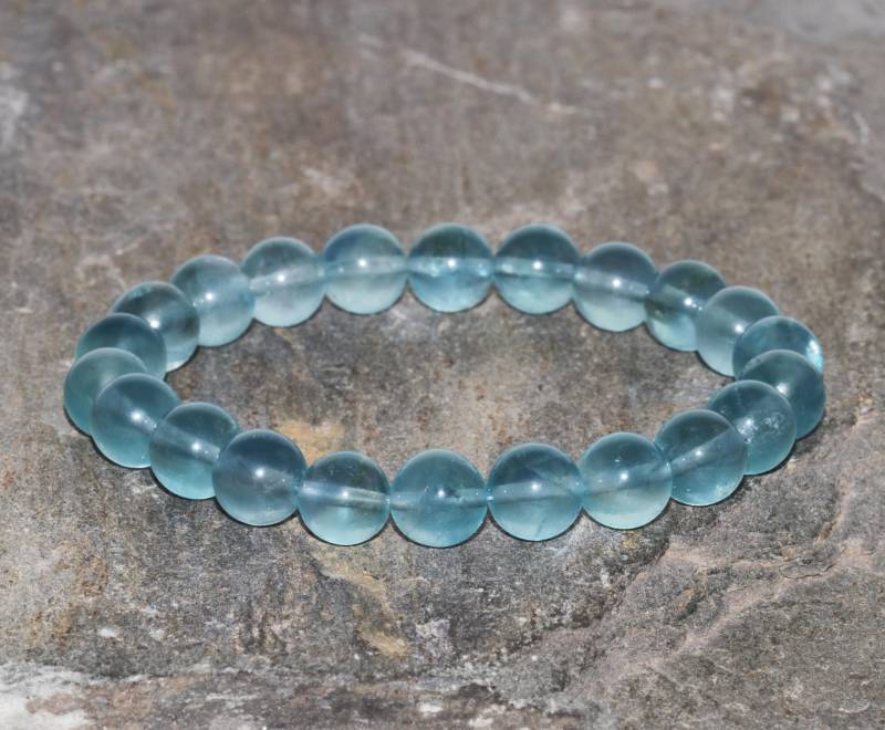 Blauer Fluorit Perlen Armband 8mm Chakra Handarbeit Edelstein Stack Geschenk Healing Kristalle von MainaShiki