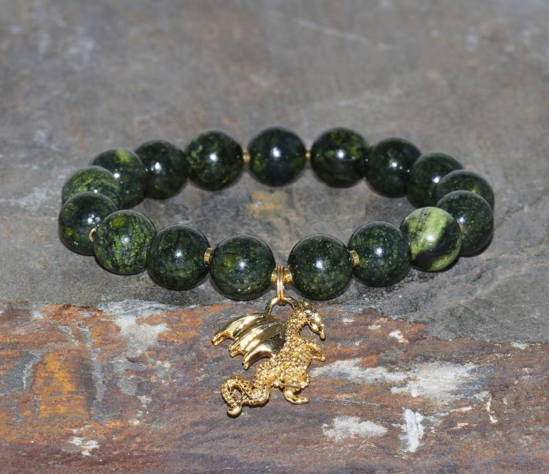 Chunky Serpentin Armband Handarbeit 10mm Grün Schlangenhaut Perlen Edelstein Gold Drachen Unisex von MainaShiki