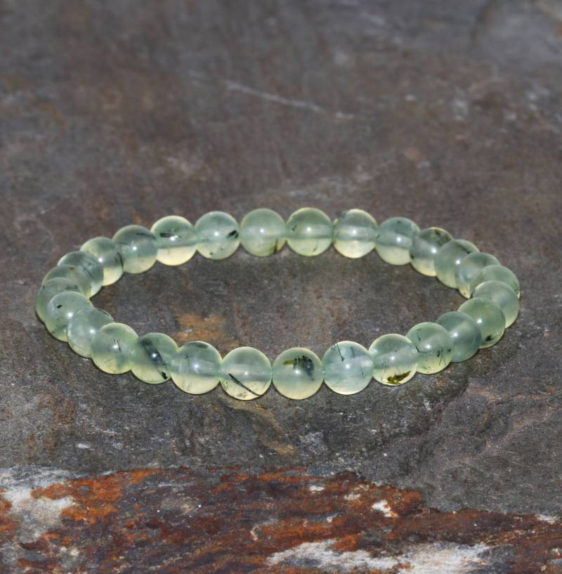 Grüne Prehnit Armband Handgemachte 6mm Prehnite Perlen Edelstein E Mit Natürlichen Einschlüssen Grün Transluzente Stapeln von MainaShiki