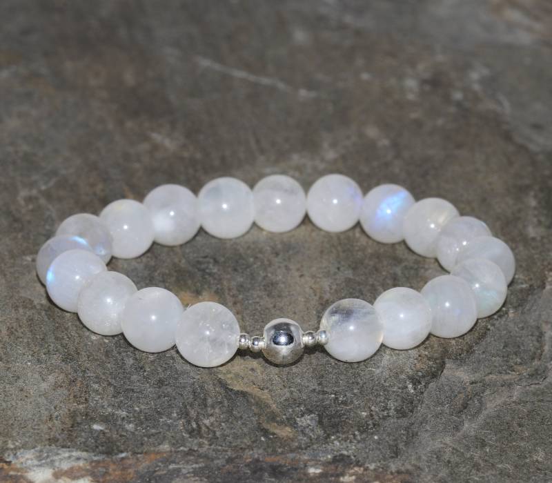Mondstein Perlen Armband 8 Mm Natürlicher Regenbogen Handgelenk Mala Sterling Silber Emotionales Gleichgewicht Damen von MainaShiki