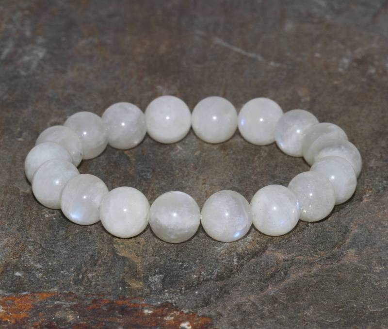 Natürliche Mondstein Armband Handmade 10 Mm Klasse Aa Weißer Edelstein Perlen Stapelarmband Unisex Geschenk Für Sie von MainaShiki