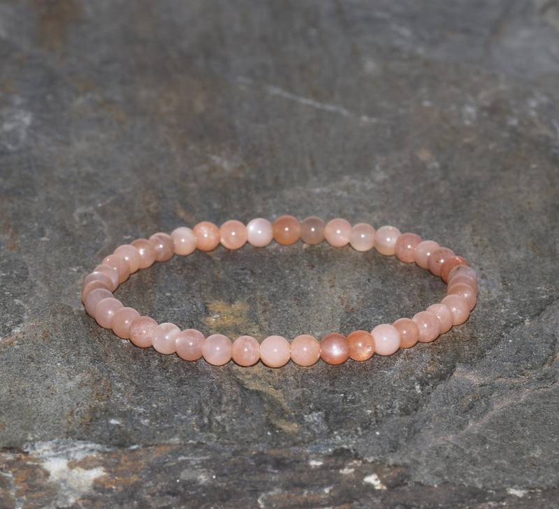 Orange Moonstone Armband Grade Aaa Handmade 4mm Bis 4, 5mm Beaded Gemstone Dainty Stack Unisex von MainaShiki