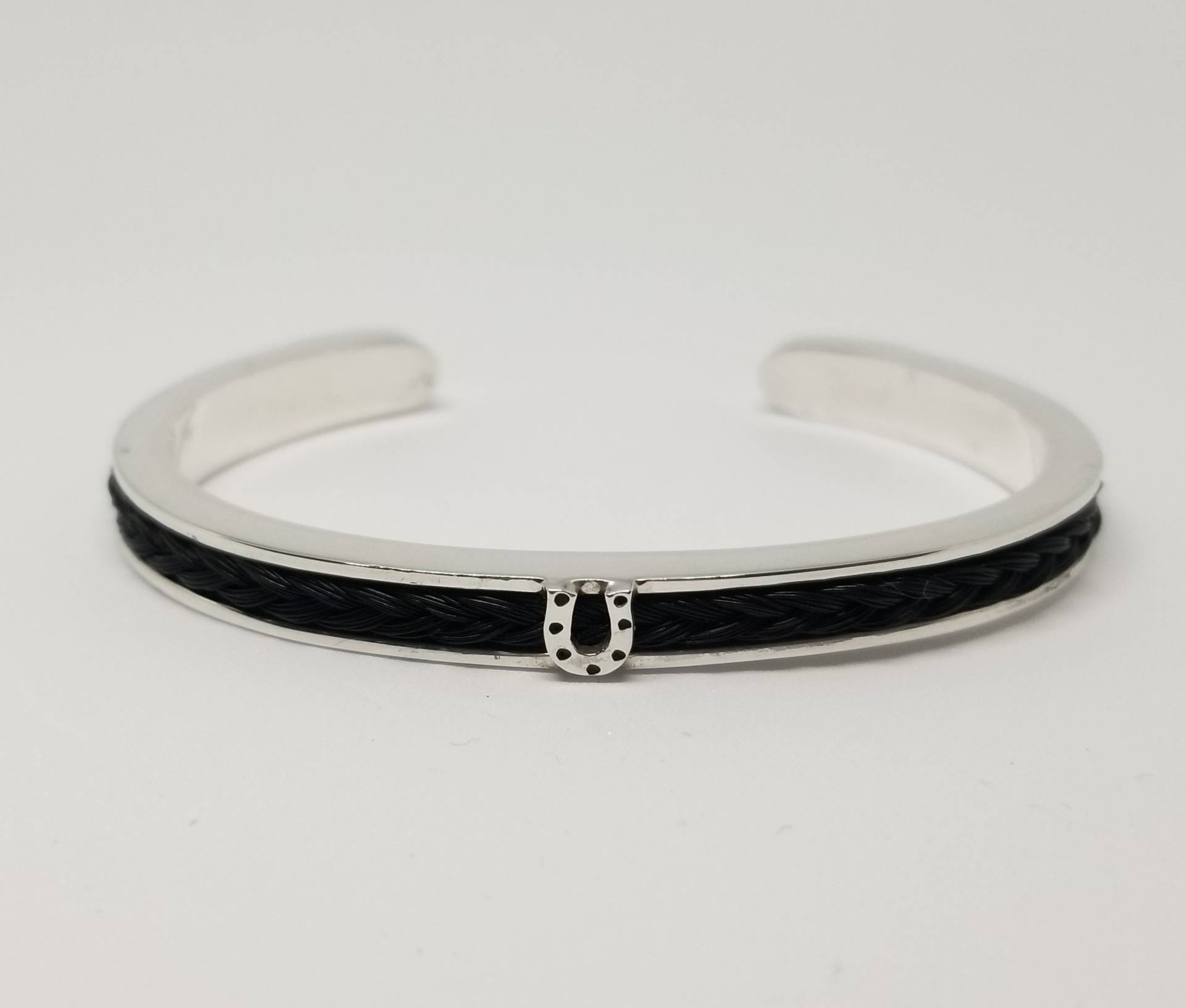 Manschetten Armreif Aus Rosshaar 925 Sterling Silber von MaineBellaDesigns