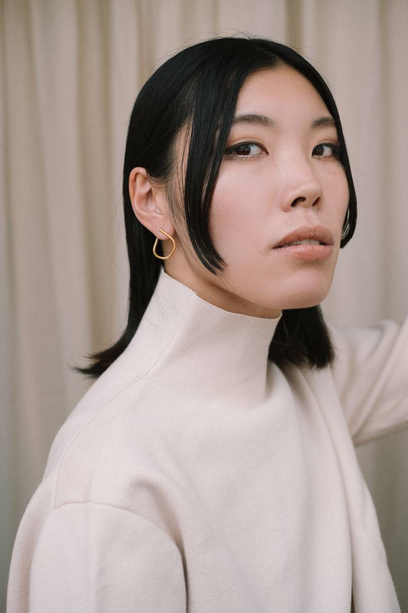 Gold Dünne Hoops Minimale Ohrringe Hoop Einzigartige Creolen Moderne Offene Geschenk Für Freundin von MairBerlin