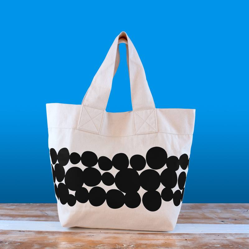 Fun Dots Canvas Tote Natur Und Schwarz von MaiseyDesign
