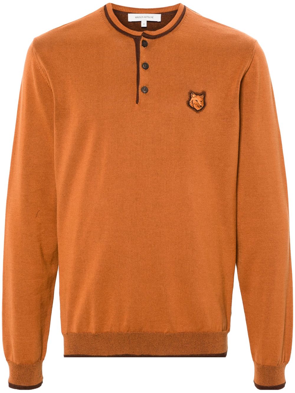 Maison Kitsuné Henley-Pullover mit Fuchs-Patch - Braun von Maison Kitsuné