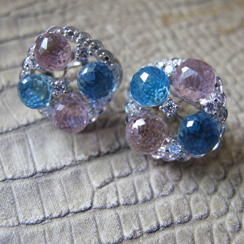 Briolette Kristalle Am Ohr Sterling Silber Ohrringe Im Diamant-Look. Schicke Pastell-Steine. Musterstück Eines Einzigartigen Vintage Old Stock von MaisonettedeMadness