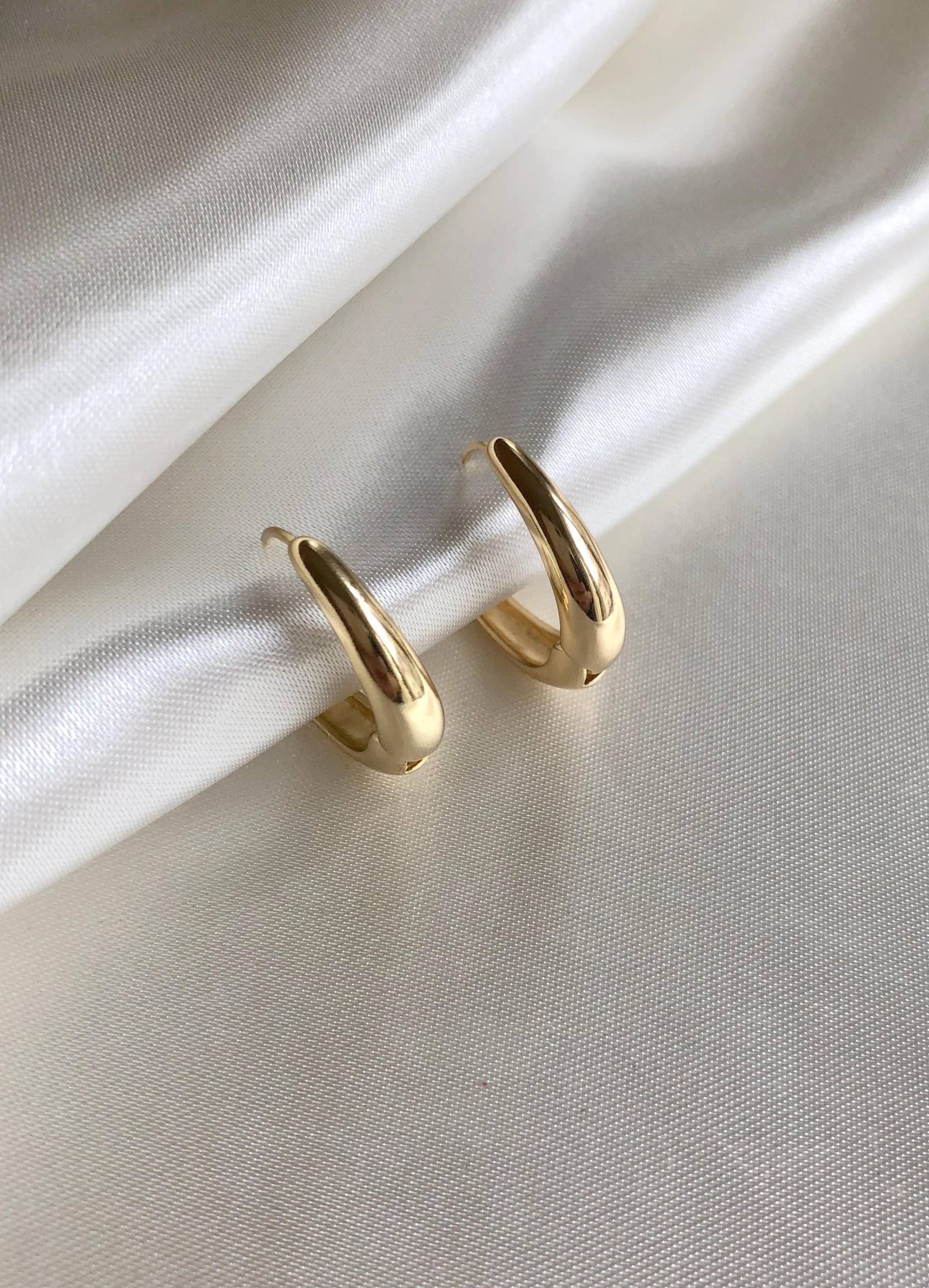24 Karat Vergoldete Creolen Oval Auf Edelstahl 22 Mm 24 Karat Vergoldete Creolen Oval Auf Edelstahl 22 Mm von MajaCelineDE