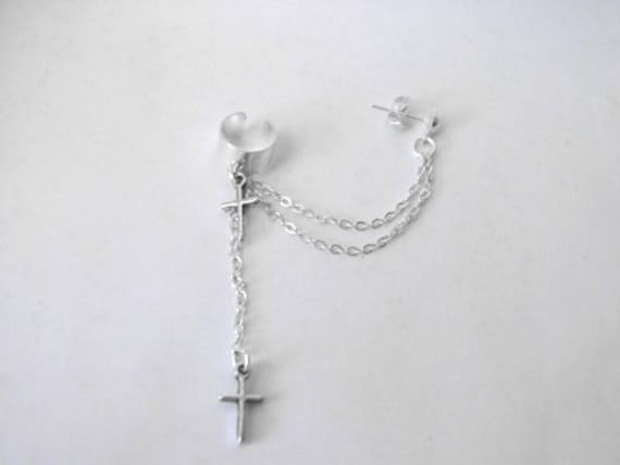 Silber Kreuz Ohrstecker von MajesticEncounters