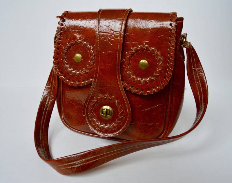 Vintage Lackiert Braun Echtes Leder Messenger Bag Schultertasche Frau Kleine Handtasche Rot Geldbörse Vintage Lackiert Braun Echtes Leder Messenger Bag Schultertasche Frau Kleine Handtasche Rot Geldbörse von MajesticOwlet
