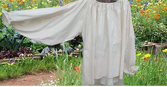 Renaissance Satin Oder Baumwolle Chemise Mittelalter Hemd Bluse Für Halloween, Theater, Cosplay, Madrigale Renaissance Satin Oder Baumwolle Chemise Mittelalter Hemd Bluse Für Halloween, Theater, Cosplay, Madrigale von MajesticVelvets