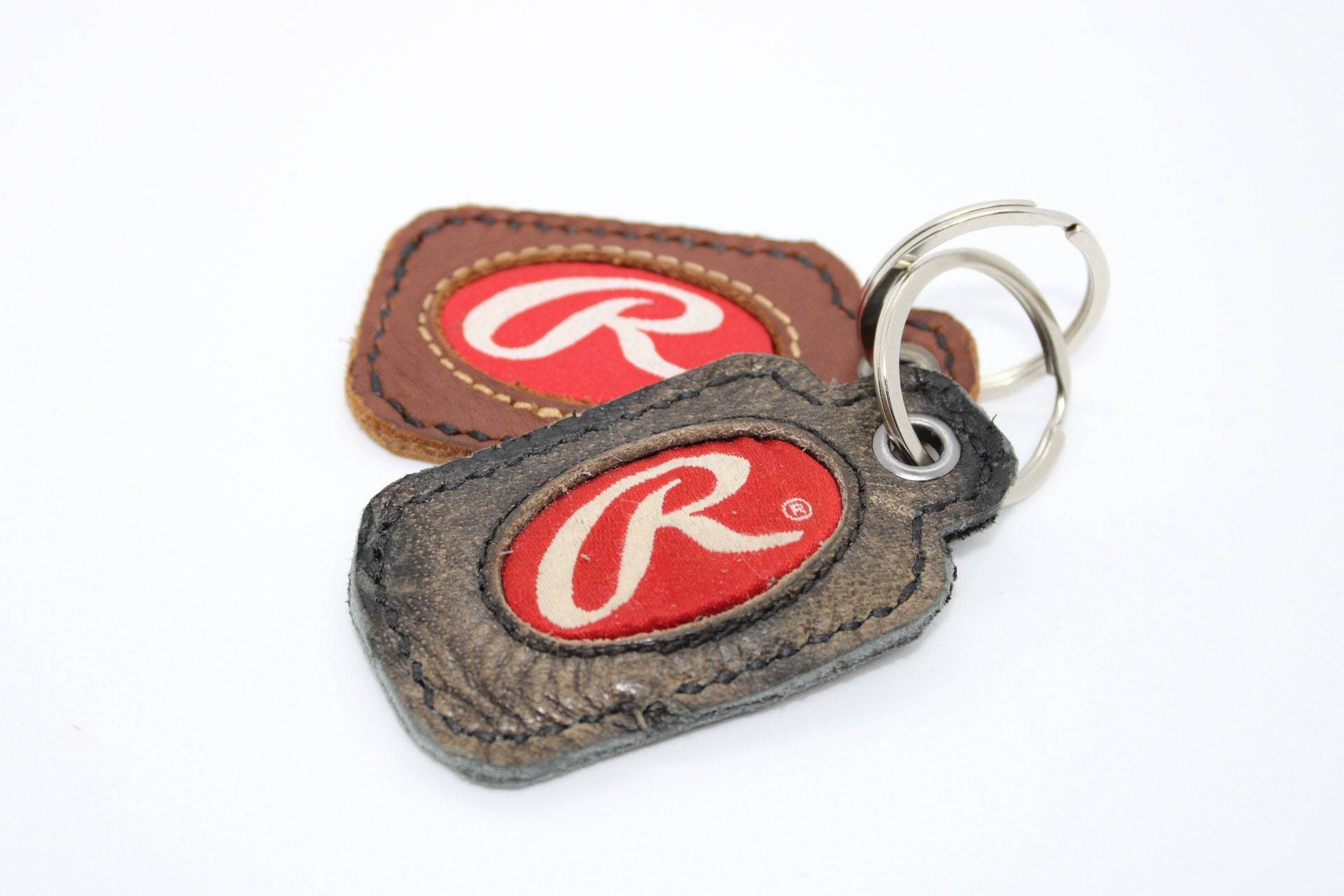 Baseball Handschuh Leder Logo Schlüsselanhänger Baseball Handschuh Leder Logo Schlüsselanhänger von MajorLeagueLeathers