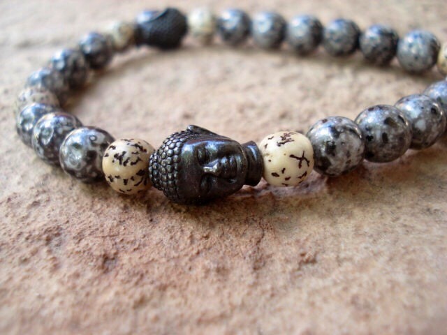 Buddha Armband Lotussamen & Graue Glasperlen Zen Schmuck von MakeMeSmileJewelry