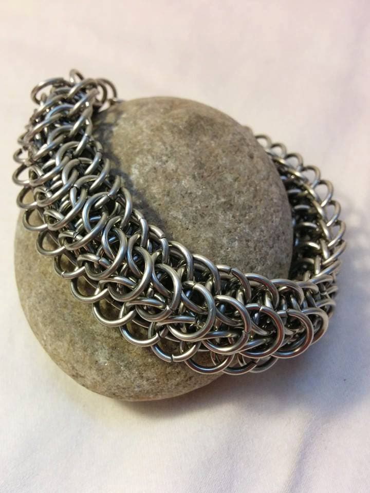 Dragonback Armband Dragonback Armband von MakingMedievalModern