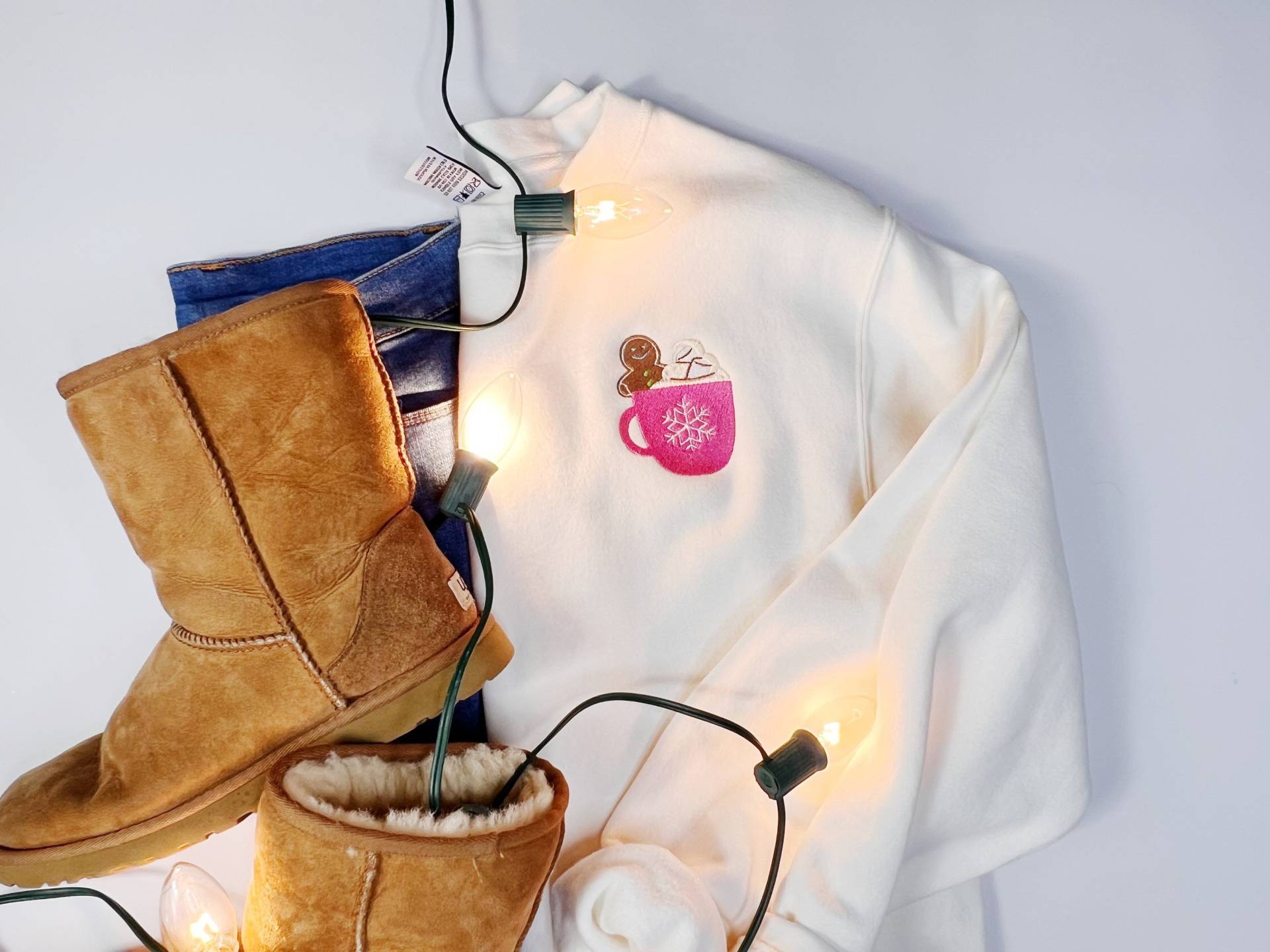 Lebkuchen-Weihnachtsfeiertags-Besticktes Sweatshirt | Premium-Schwerer Übergroßer Vintage-Rundhalsausschnitt von MaklivinCo