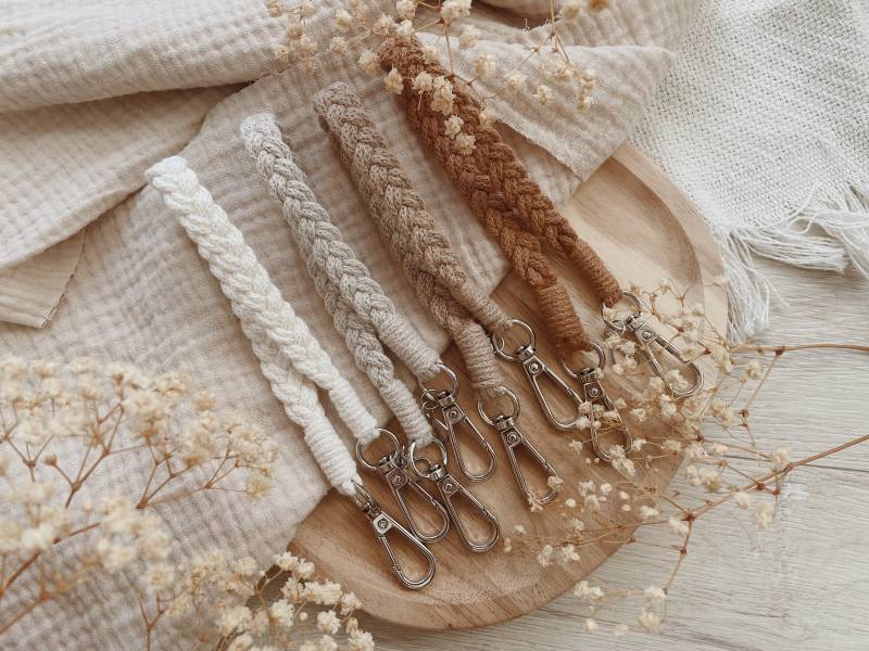 Makramee Handykette/Handyband - Brady- || Geschenkidee Boho von Makrameearina