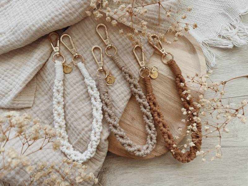 Makramee Handykette/Handyband -Chany - || Geschenkidee Boho von Makrameearina