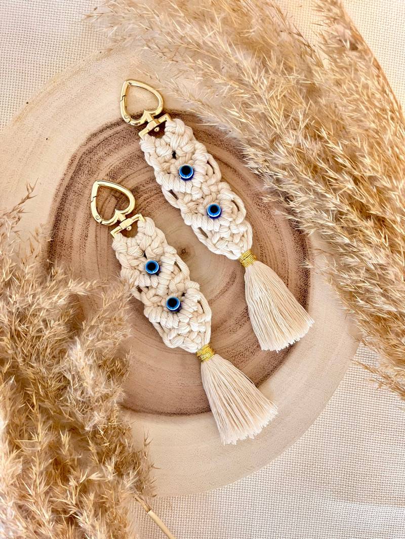 Makramee Nazar Auge/Evil Eye Schlüsselanhänger in Beige von MakrameebyhilalShop