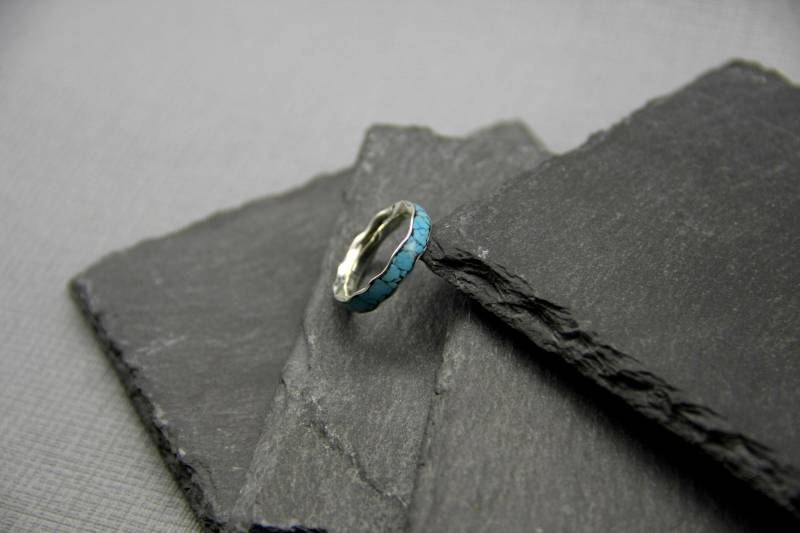 Silber Türkis Inlay Ring, Welle Stapel Band von MaksimoffDesigns