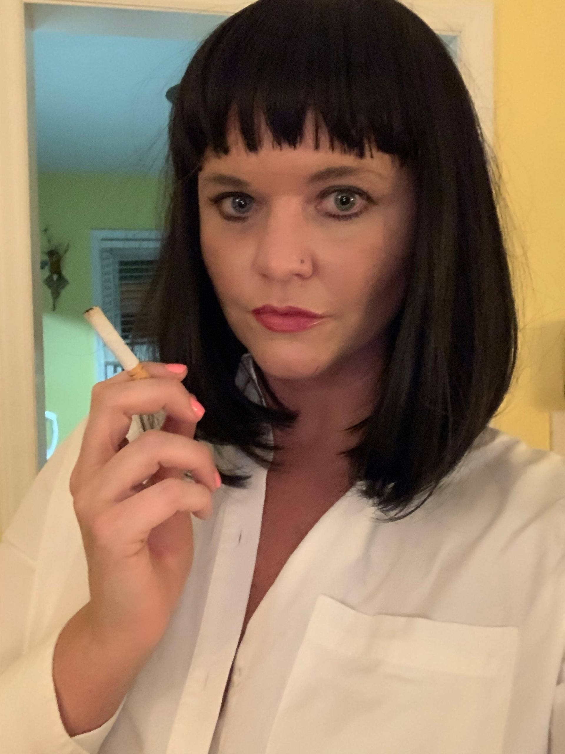 Pulp Fiction Perücke, Mia Wallace Style Pageboy Mit Hoher Dichte 6, 3 Unzen Kanekalon Fasern in Amerika Hergestellt Pulp Fiction Perücke, Mia Wallace Style Pageboy Mit Hoher Dichte 6, 3 Unzen Kanekalon Fasern in Amerika Hergestellt von MakupArtist