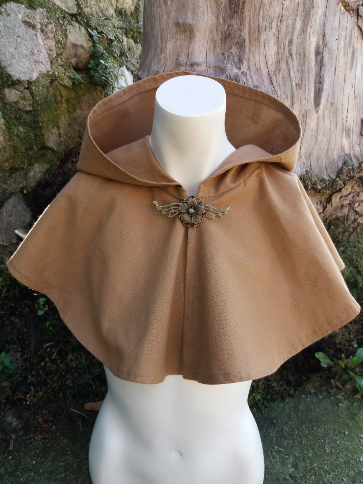Damen-Kapuze, Poncho, Hut, Kleine Reithaube, Brauner Umhang, Elfen, Feen, Pixie, Boho-Mode, Alternative Kleidung, Mittelalterliche Kapuze Mit Mantel Damen-Kapuze, Poncho, Hut, Kleine Reithaube, Brauner Umhang, Elfen, Feen, Pixie, Boho-Mode, Alternative Kleidung, Mittelalterliche Kapuze Mit Mantel von MalasPulgas