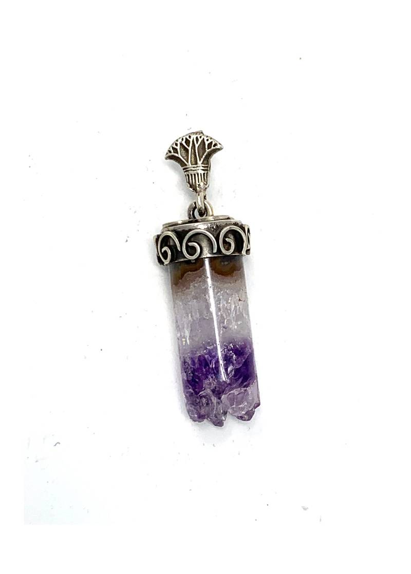 sterling Silber Amethyst Zylinder Anhänger 4, 6 cm Lang & 1, 3 Breit Gewicht 11, 02 Gramm sterling Silber Amethyst Zylinder Anhänger 4, 6 cm Lang & 1, 3 Breit Gewicht 11, 02 Gramm von Maldija