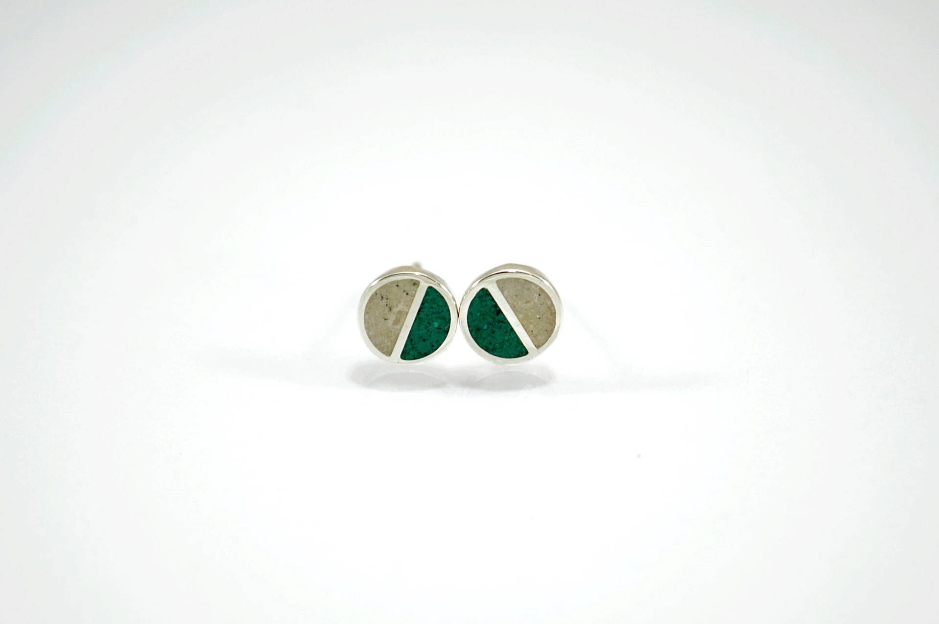 Minimal Ohrringe - Grün Und Weiss Kreise, Sterling Silber 925 Minimal Ohrringe - Grün Und Weiss Kreise, Sterling Silber 925 von MaldonadoJewellery