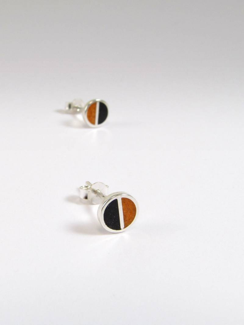 Orange Minimal Ohrstecker - Sterling Silber 925 Inlay Steinfarbe von MaldonadoJewellery