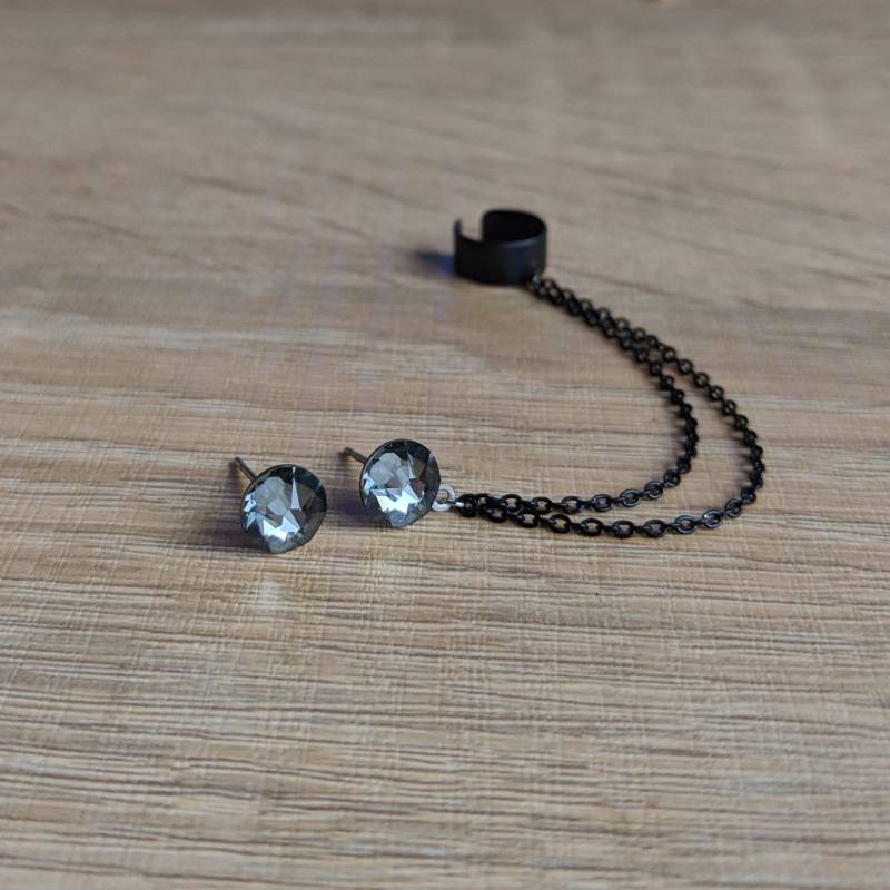 Kette Manschette Ohrringe, Schwarze Ohrmanschette, Kristall Ohrstecker, Geschenk Für Frauen Kette Manschette Ohrringe, Schwarze Ohrmanschette, Kristall Ohrstecker, Geschenk Für Frauen von MaleenaJewelry