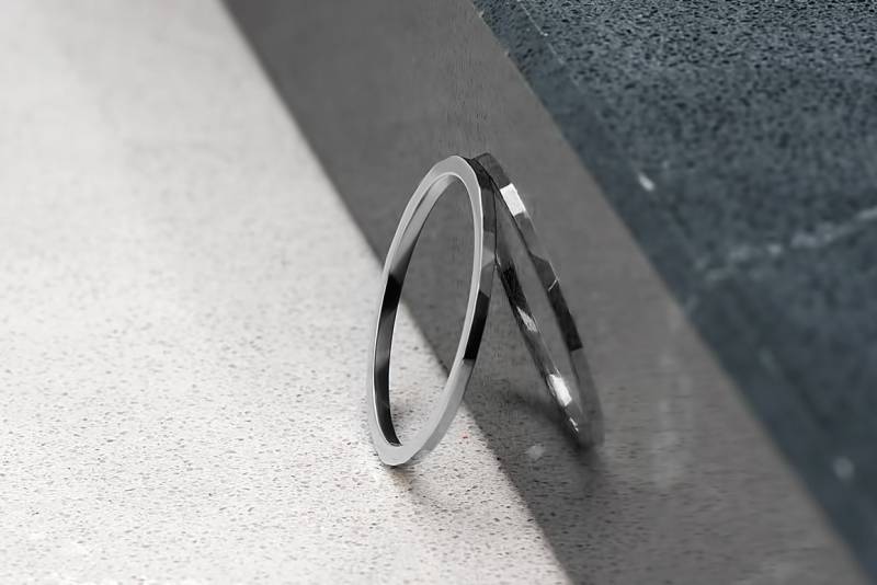 Flash Stacker in Sterling Silber von MalleableJewellers