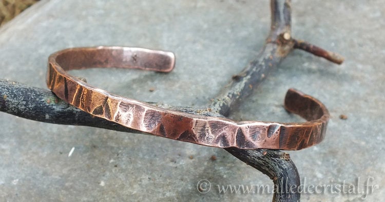 Gehämmerte Kupferarmband Antique Stil - Hand Anti Douleur Gehämmerte Kupferarmband Antique Stil - Hand Anti Douleur von MalledeCristal