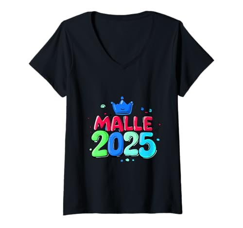 Damen Malle 2025 Krone - Mallorca Urlaub Spruch T-Shirt mit V-Ausschnitt Damen Malle 2025 Krone - Mallorca Urlaub Spruch T-Shirt mit V-Ausschnitt von Mallorca Sunshine Style