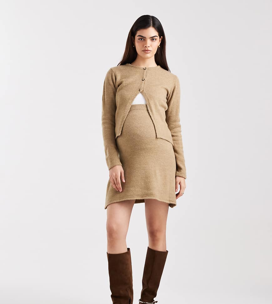 Mama. licious Maternity - Kurzer Umstands-Strickrock in warmem Beige mit Überbauchbund, Kombiteil-Neutral von Mama.licious