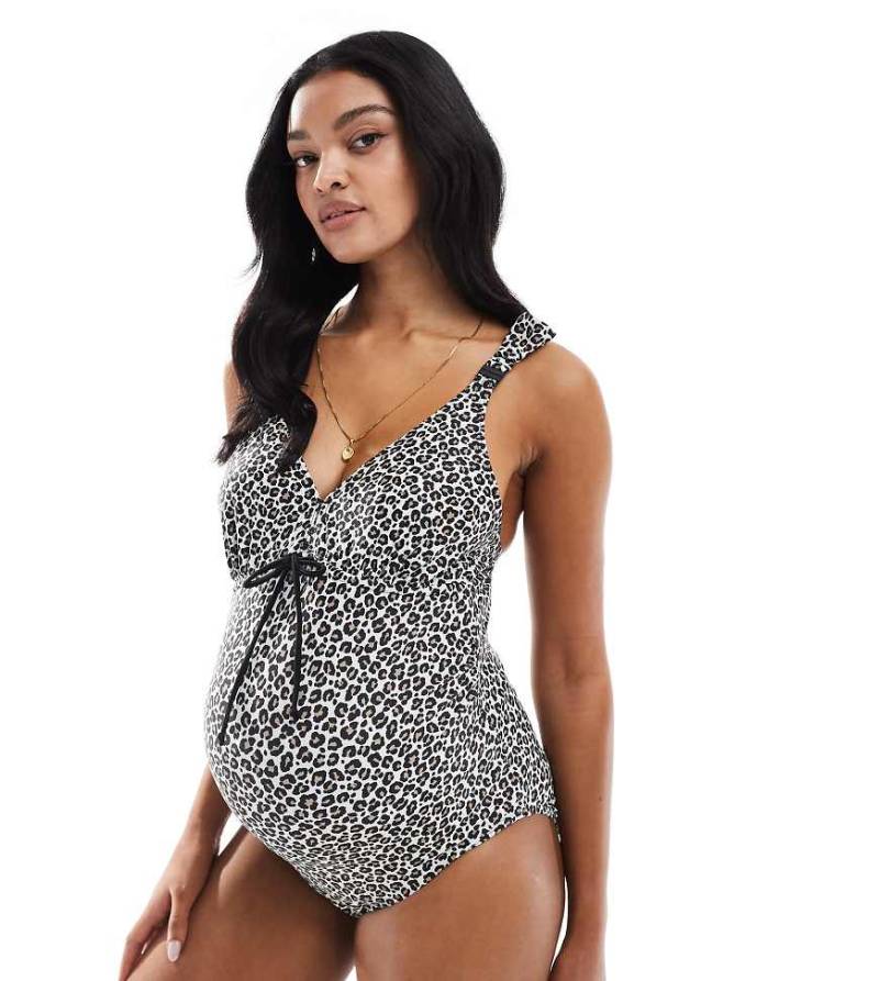 Mamalicious Maternity - Badeanzug mit Leopardenmuster, Umstandsmode-Bunt von Mama.licious