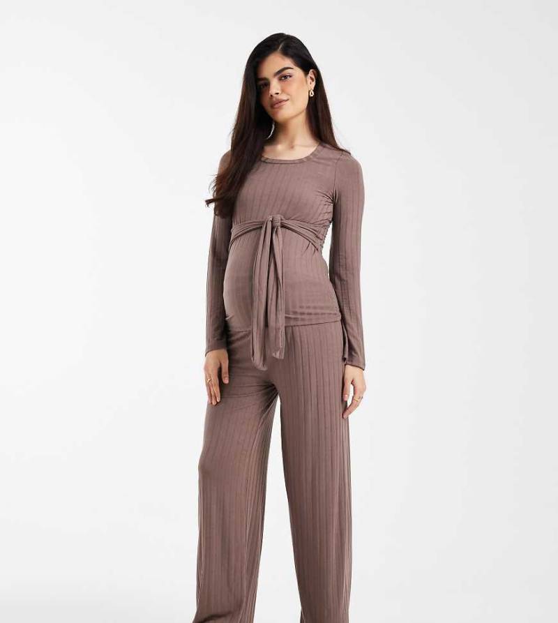 Mamalicious Maternity - Gerippte Jersey-Hose in Hellbraun mit weitem Bein, Kombiteil-Brown von Mama.licious
