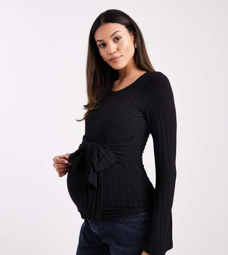Mamalicious Maternity - Geripptes Umstands-Oberteil aus Jersey in Schwarz mit Schnürung vorne, Kombiteil Mamalicious Maternity - Geripptes Umstands-Oberteil aus Jersey in Schwarz mit Schnürung vorne, Kombiteil von Mama.licious