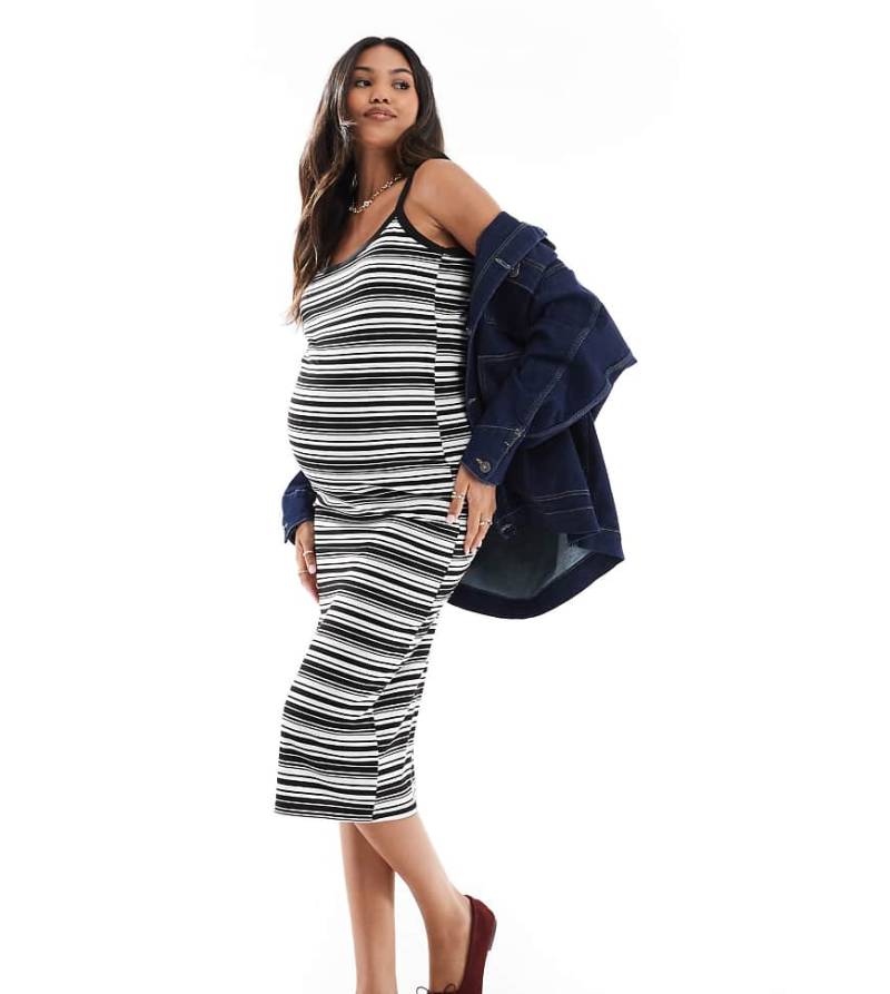 Mamalicious Maternity - Gestreiftes Midikleid aus Jersey in Schwarz-Weiß von Mama.licious