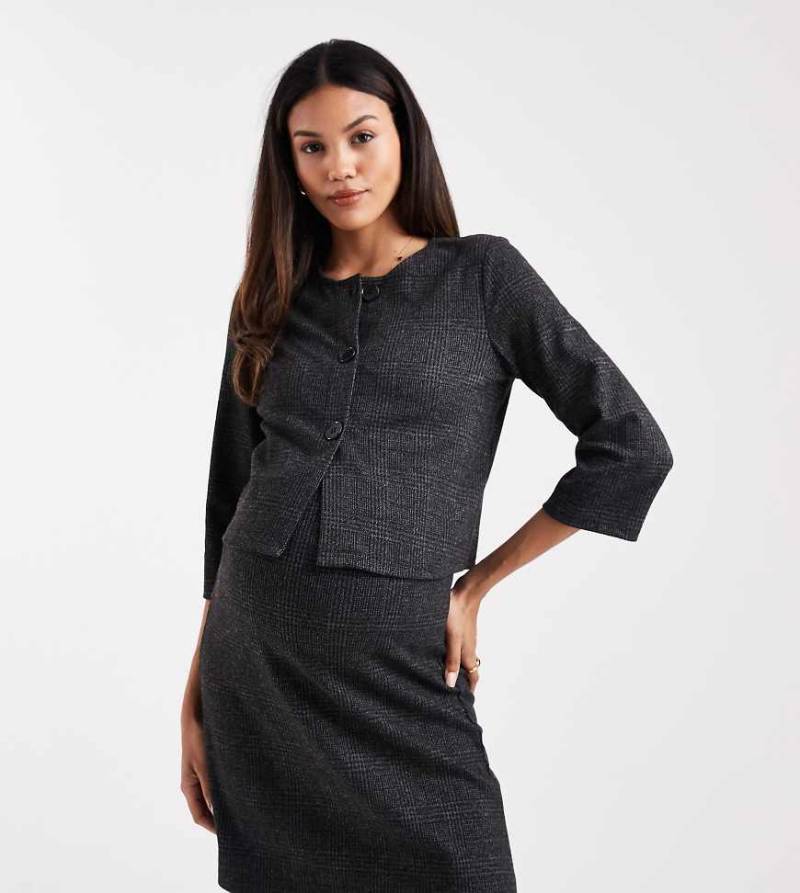 Mamalicious Maternity - Kürzeres Strickoberteil in Grau kariert mit Knopfleiste vorne, Kombiteil von Mama.licious