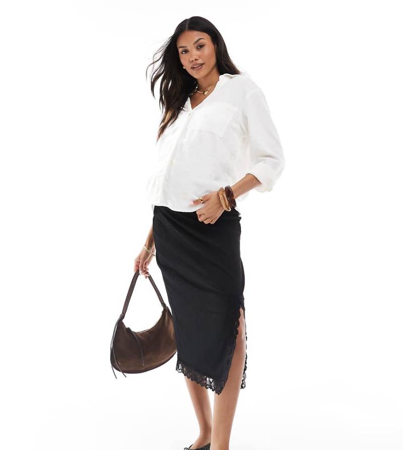 Mamalicious Maternity - Maxi-Umstandsrock aus Jersey in Schwarz mit Seitenschlitz und Spitzenbesatz von Mama.licious