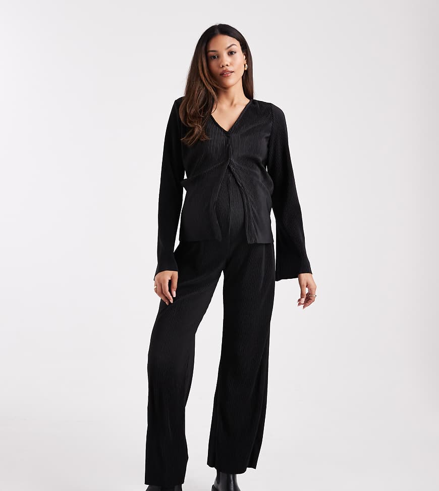 Mamalicious Maternity - Plissierte, gerade Hose in Schwarz, Kombiteil von Mama.licious