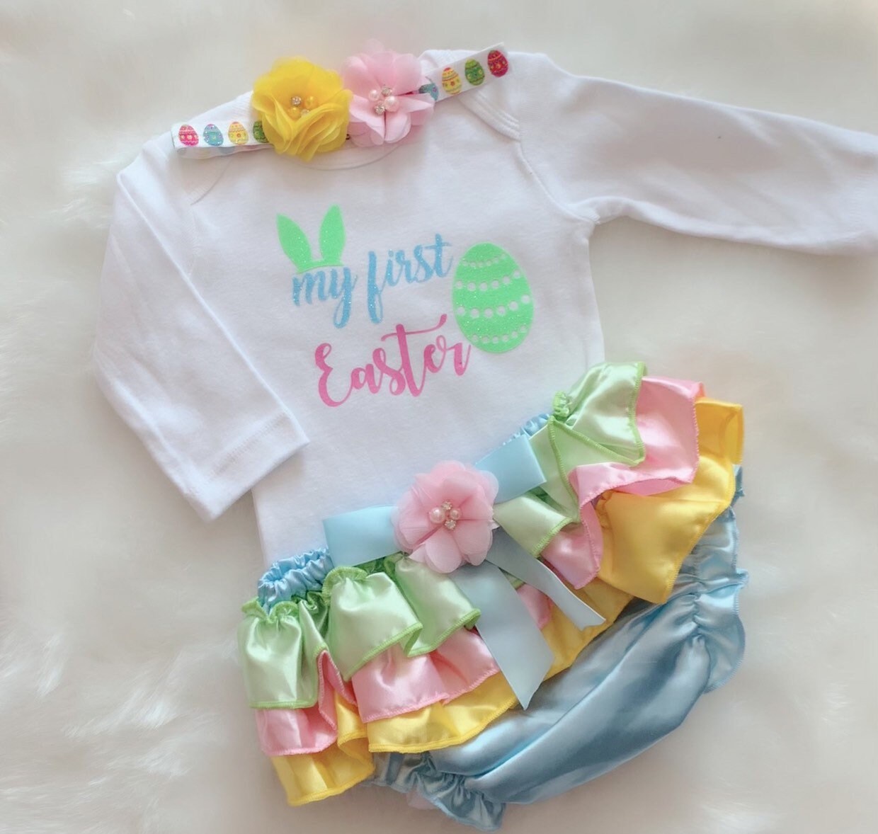 Erste Ostern Outfit -Baby Mädchen Erste Ostern, Osterhase, Bloomer, Neugeborene Erste Ostern Outfit -Baby Mädchen Erste Ostern, Osterhase, Bloomer, Neugeborene von MamaBearboutiqueShop