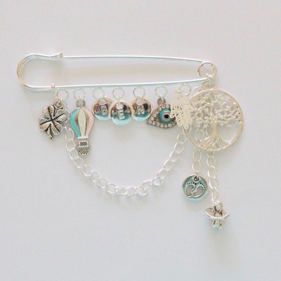Anstecknadel Mit 10 Charms, Kinderwagen Pin, Baby Brosche, Mädchen, Junge, Babyshower, Zur Geburt, Personalisiertes Geschenk von MamaDoBlessings