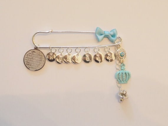 Anstecknadel Mit 11 Charms, Kinderwagen Pin, Baby Brosche, Mädchen, Junge, Babyshower, Zur Geburt, Personalisiertes Geschenk von MamaDoBlessings