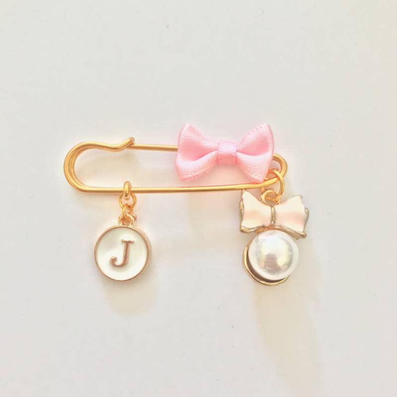 Anstecknadel Mit 2 Charms, Kinderwagen Pin, Baby Brosche, Mädchen, Junge, Babyshower, Zur Geburt, Personalisiertes Geschenk von MamaDoBlessings