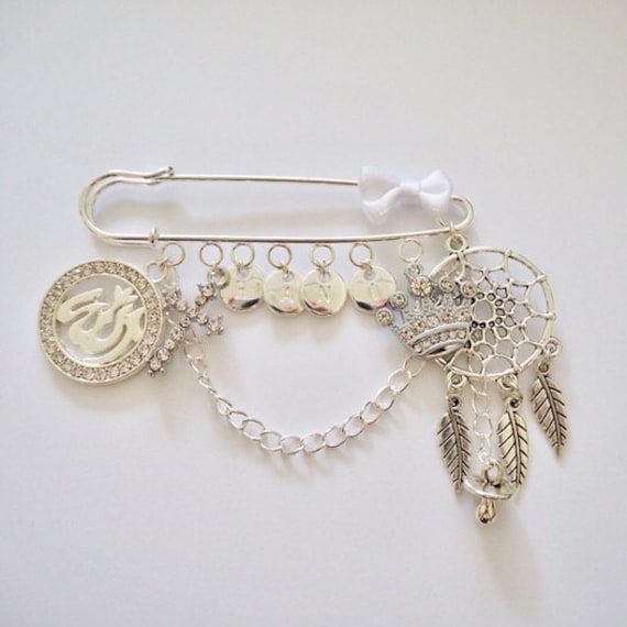 Anstecknadel Mit 9 Charms, Kinderwagen Pin, Baby Brosche, Mädchen, Junge, Babyshower, Zur Geburt, Personalisiertes Geschenk von MamaDoBlessings