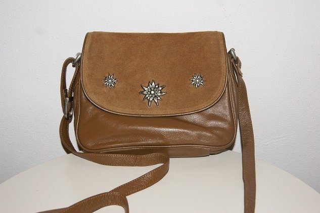 Schultertasche Im Trachtenlook von MamaFriedaVintage