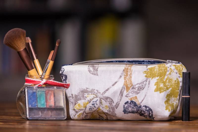 Kosmetiktasche-Made Mit Polster Stoff ~ 001 Navy/Senf von MamaSewColorful