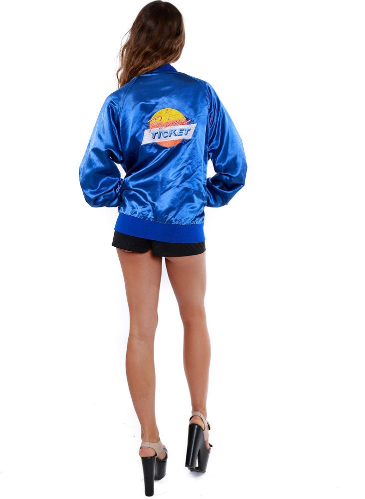 70Er Jahre Satin Jacke Mit Knopfleiste 70Er Jahre Satin Jacke Mit Knopfleiste von MamaVava