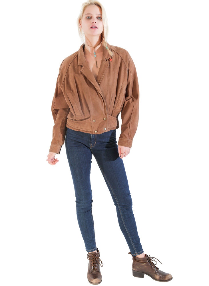 Vintage Wildleder Jacke Circa 80Er 90Er Jahre Perfektion 70Er Vibe Braun Bräunlich Vintage Wildleder Jacke Circa 80Er 90Er Jahre Perfektion 70Er Vibe Braun Bräunlich von MamaVava