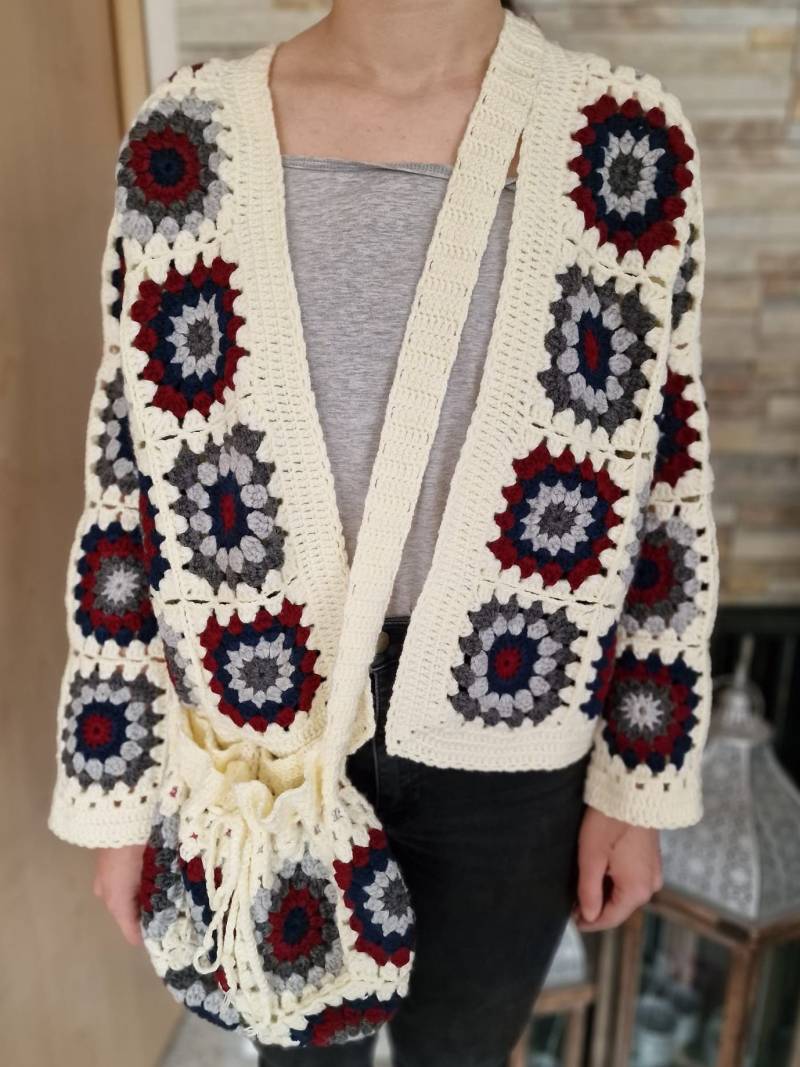 strickjacke & Täschchen strickjacke & Täschchen von MamasStrickerei